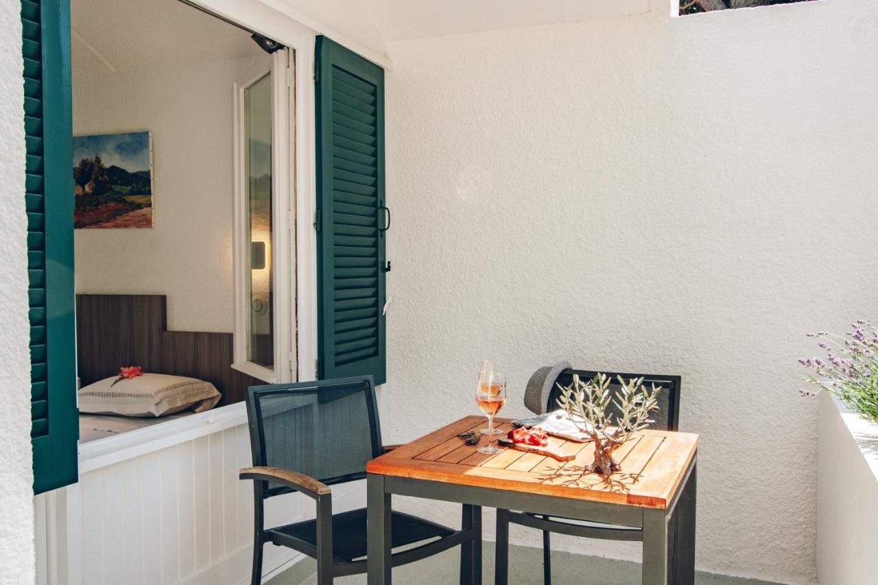 Capsud, La Garde-Freinet Apartment Luaran gambar