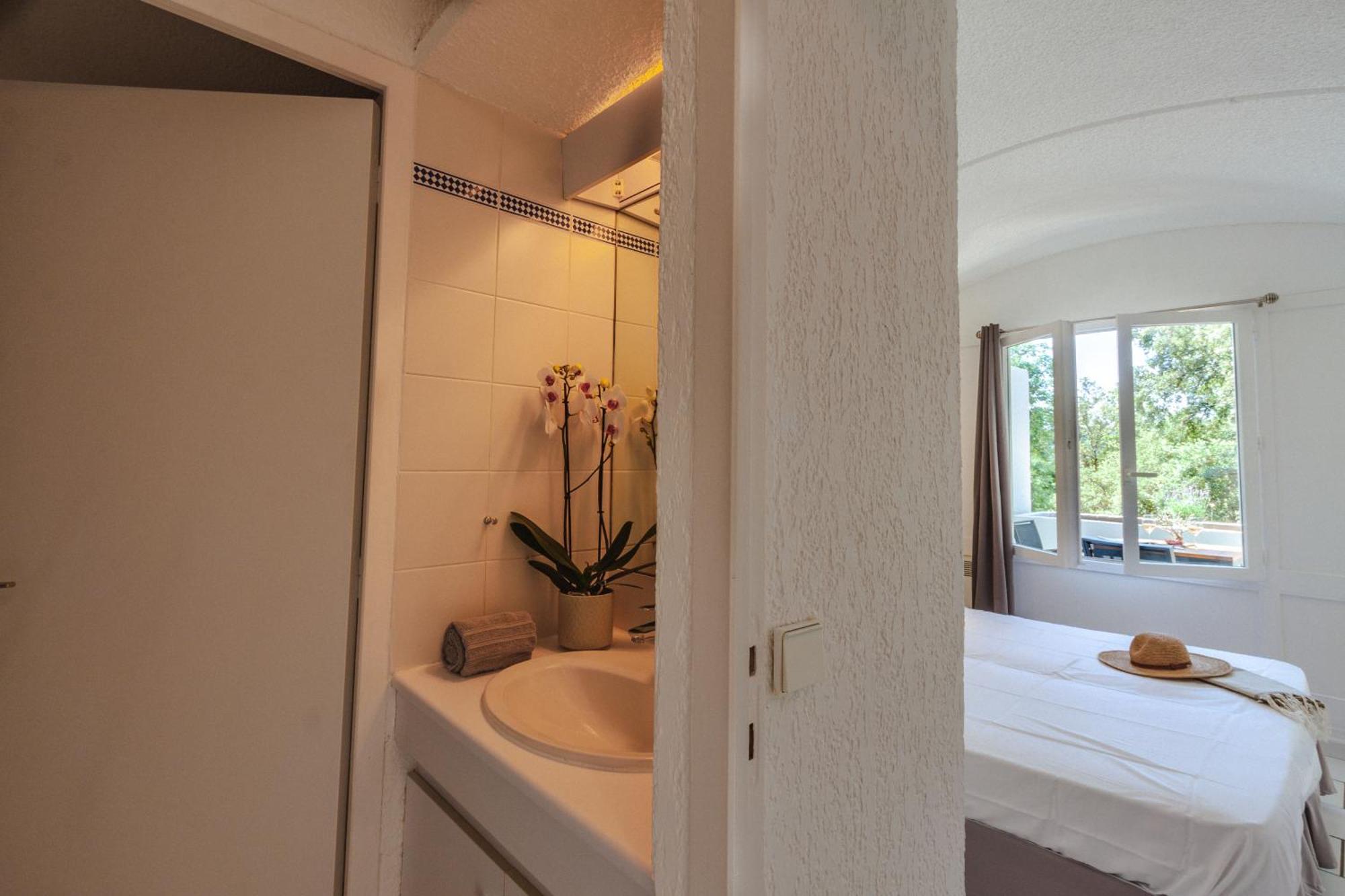 Capsud, La Garde-Freinet Apartment Luaran gambar